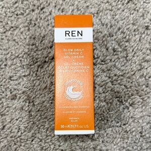 REN Clean Skincare Vitamin C Gel Cream - Orange